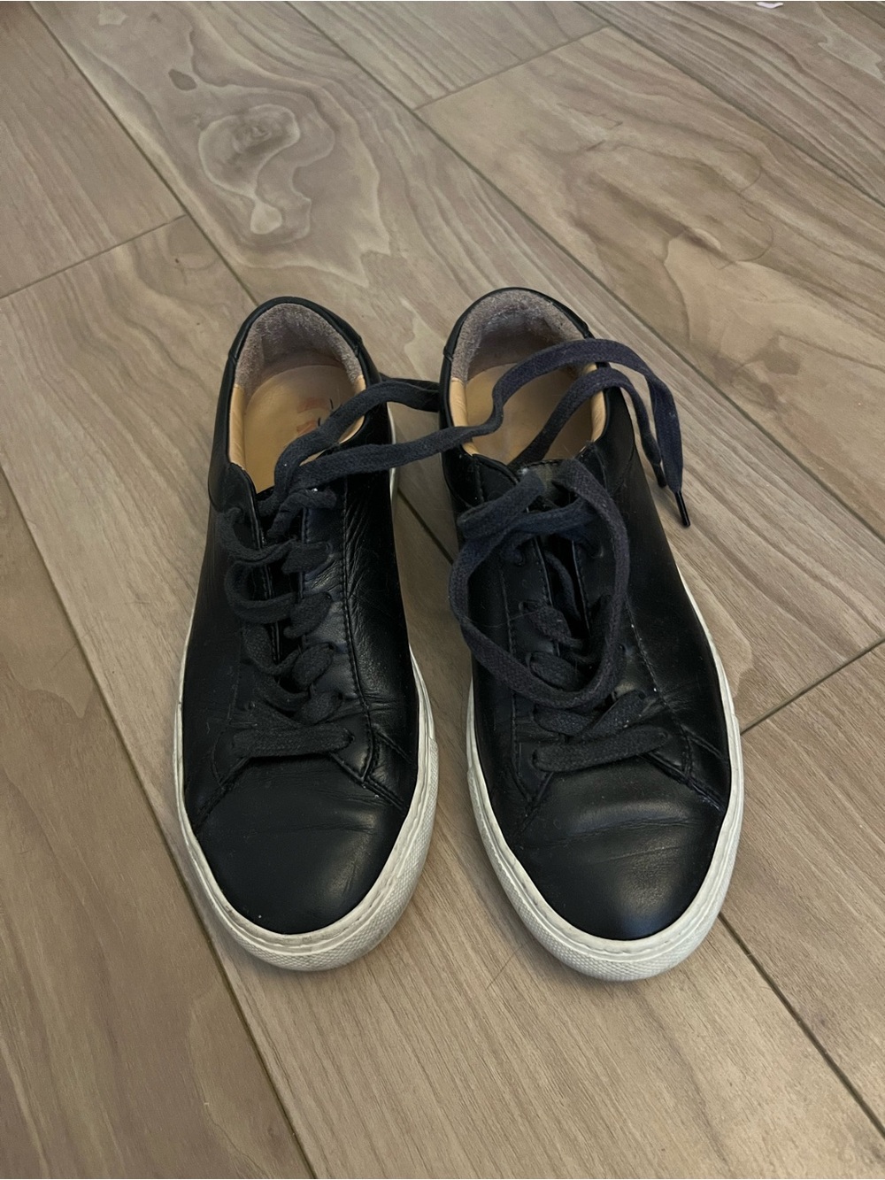 Women’s koio italian Leather Low-Top Sneakers